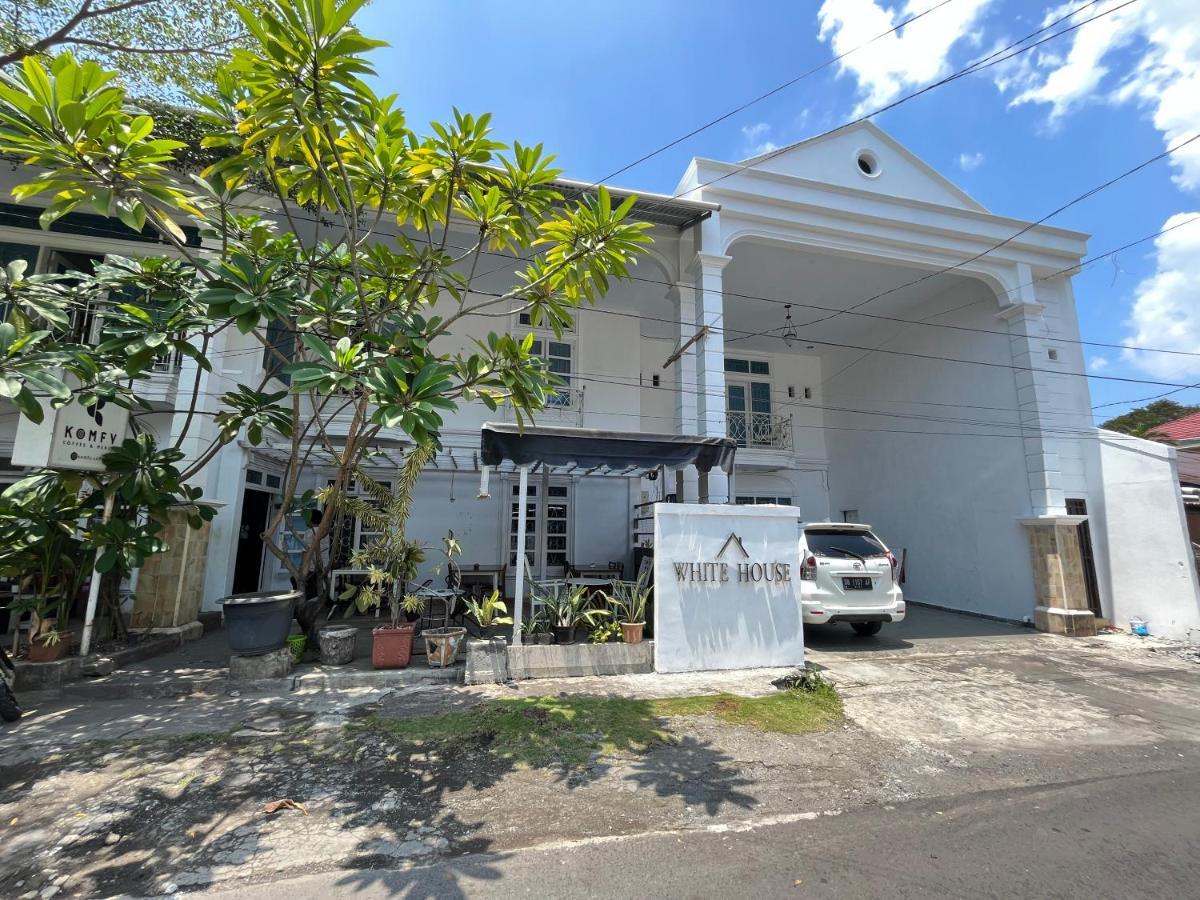 Reddoorz Near Kantor Walikota Manado Exterior foto